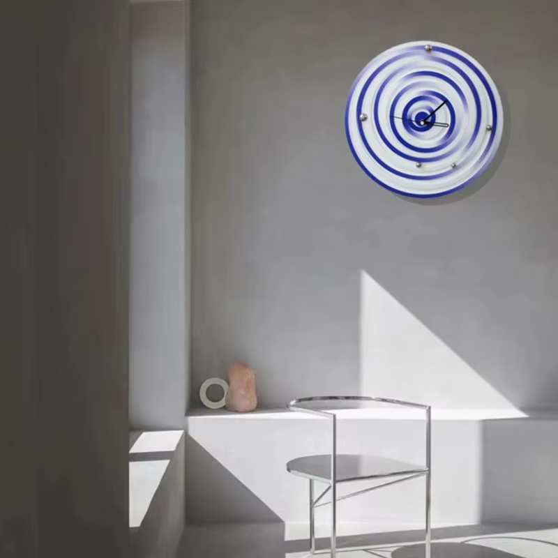 Interior Design Kitchen Modern - Классические настенные часы для кухни в
